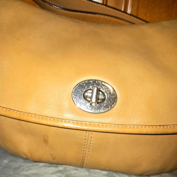 Coach legacy leather adjustable strap bag camel - Picture 2 of 5